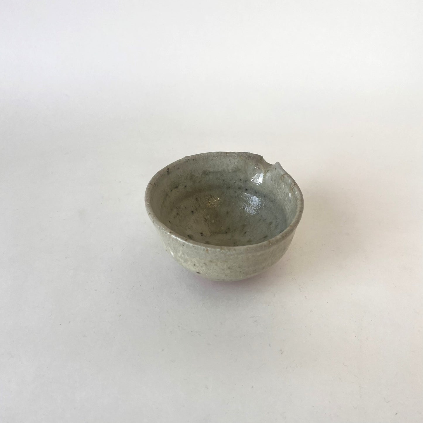 四海大 籾灰釉片口