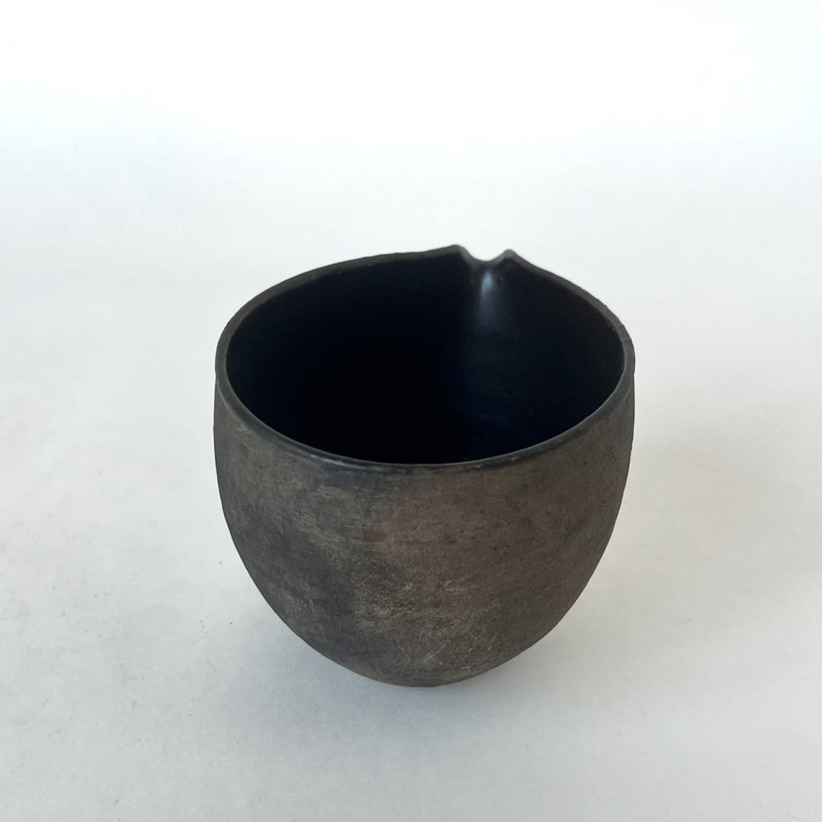 西川聡 黒銀彩片口